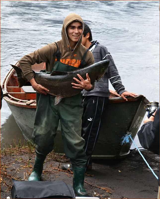 Puerto Montt - river fishing 3